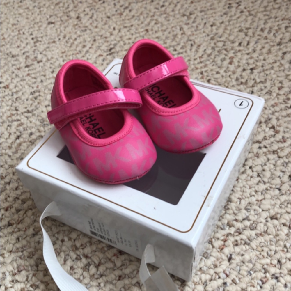 Michael Kors Toddler Size 1 EUC Dress Shoe